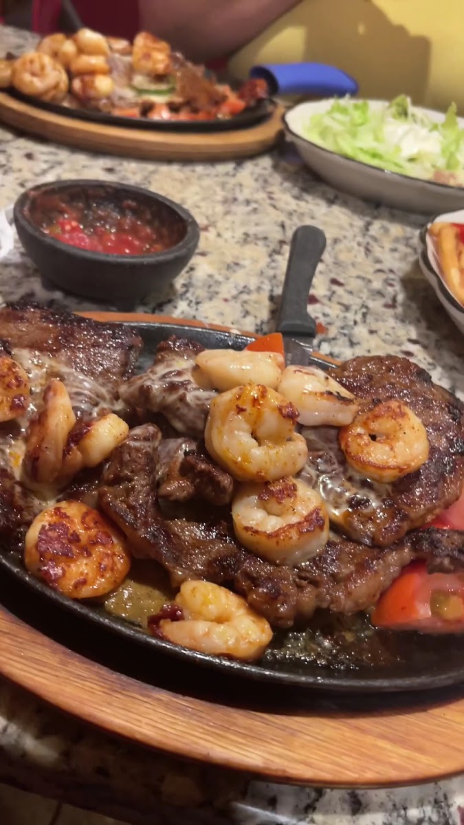 Rey Azteca Mexican Restaurant Palmyra-2